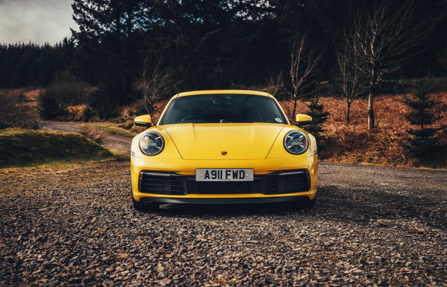  Porsche 911 Carrera 4S (992) 2019 года  (UK) (фото 20 из 40)
